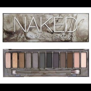 NWT Urban Decay Naked Smoky Eyeshadow Palette